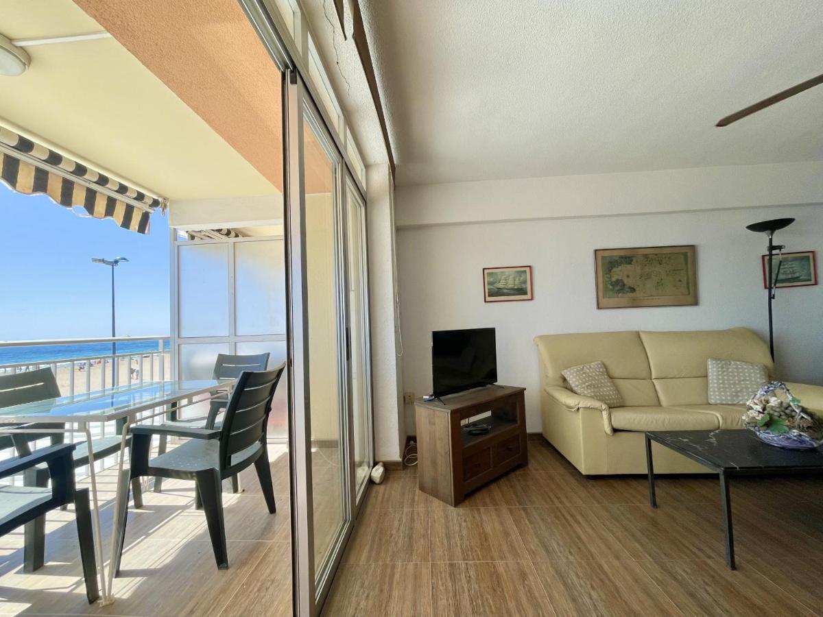 Azor Sea Front Poniente Apartment
