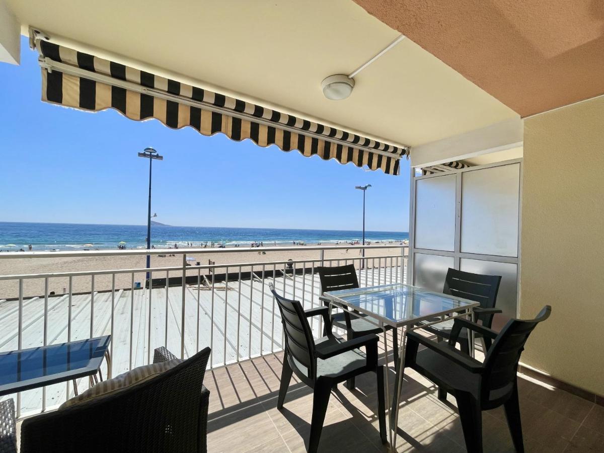 Azor Sea Front Poniente Apartment